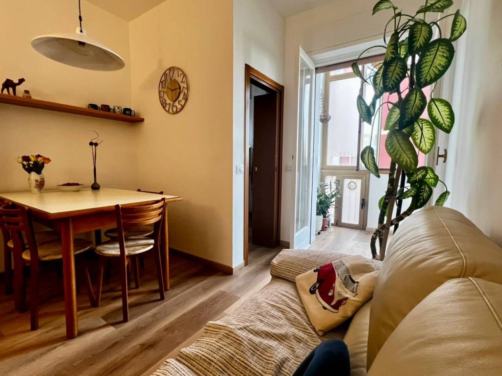 appartamento in affitto a Milano in zona Baggio