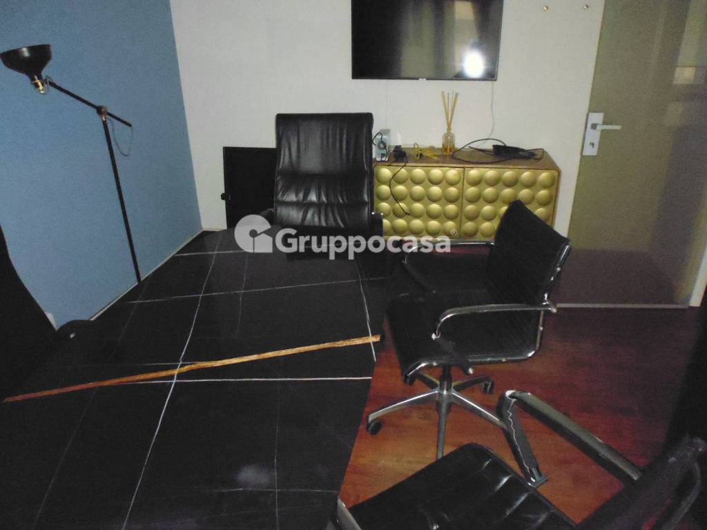 ufficio in affitto a Milano in zona Guastalla