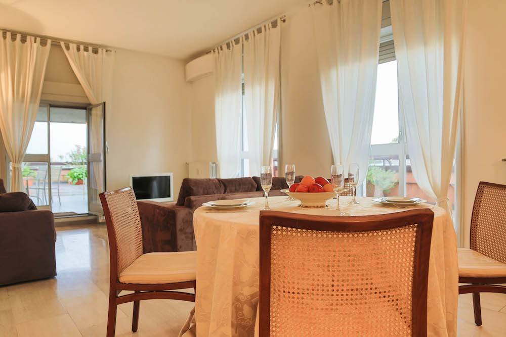 appartamento in affitto a Milano in zona Porta Nuova