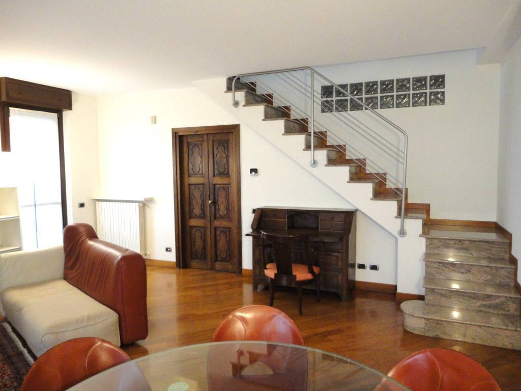 appartamento in affitto a Milano in zona Isola