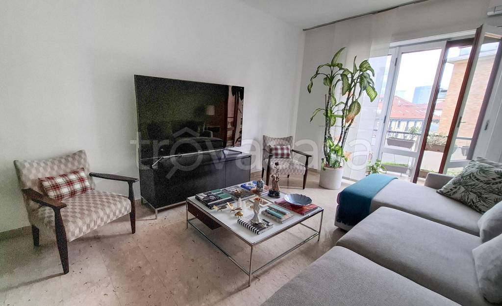 appartamento in affitto a Milano in zona Isola