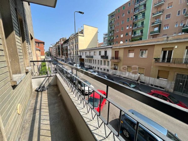 appartamento in affitto a Milano in zona Lorenteggio