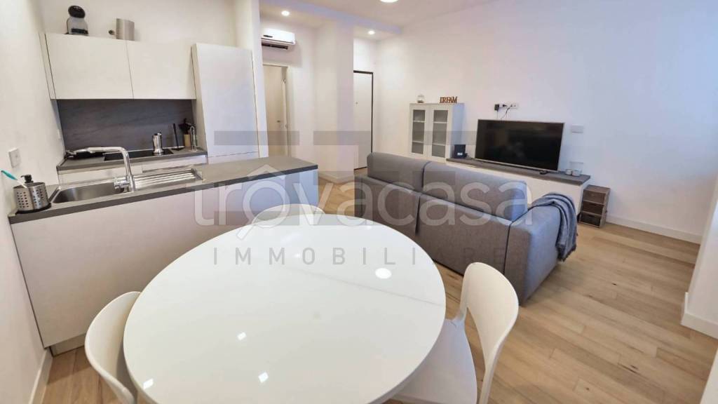 appartamento in affitto a Milano