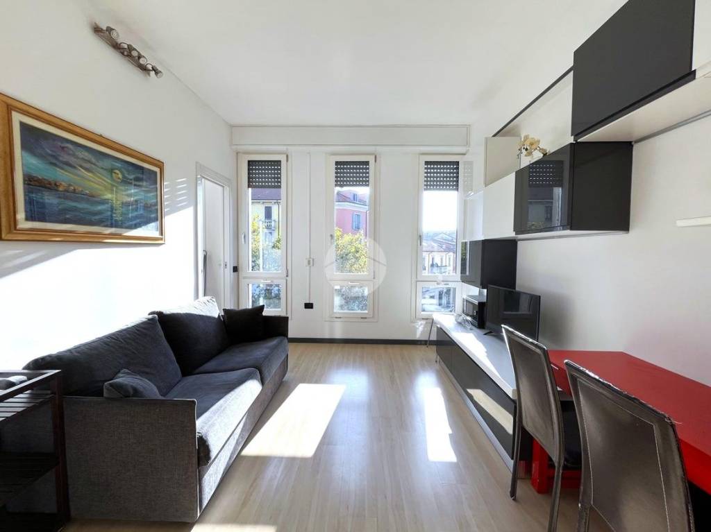 appartamento in affitto a Milano in zona Piazzale Lodi