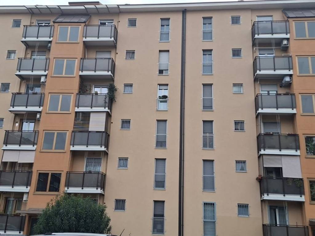 appartamento in affitto a Milano in zona Gallaratese