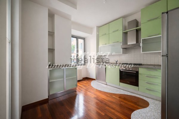 appartamento in affitto a Milano in zona Porta Nuova