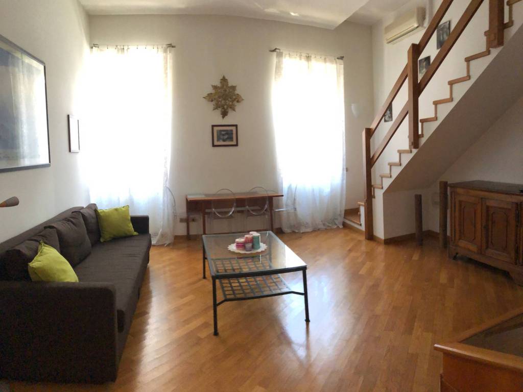 appartamento in affitto a Milano in zona Guastalla