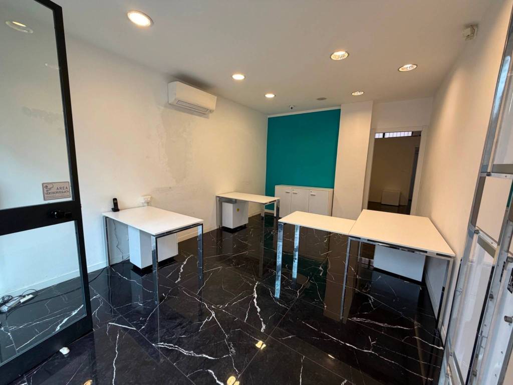 negozio in affitto a Milano in zona San Siro