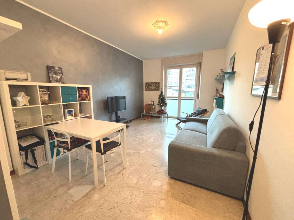 appartamento in affitto a Milano in zona Centro Direzionale