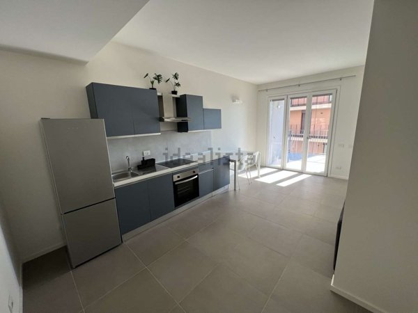 appartamento in affitto a Milano in zona Lorenteggio