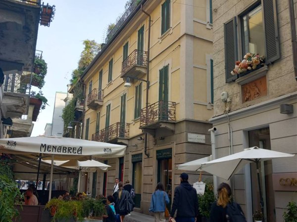 negozio in affitto a Milano in zona Brera