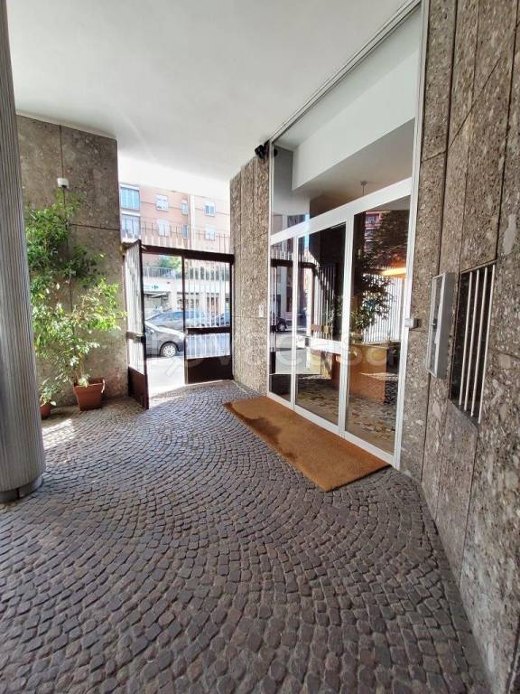 appartamento in affitto a Milano in zona Piazzale Lodi