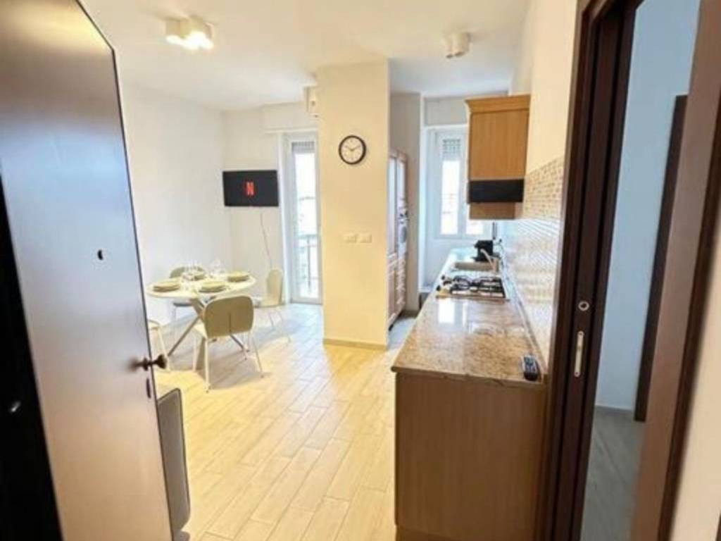 appartamento in affitto a Milano in zona Famagosta