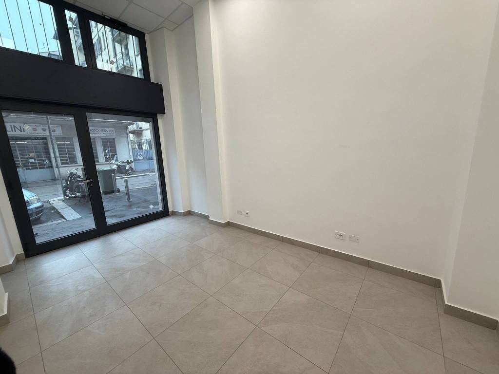 negozio in affitto a Milano in zona Porta Romana