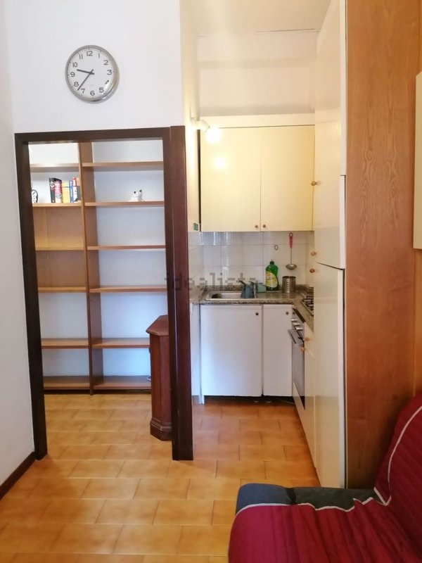 appartamento in affitto a Milano in zona Lorenteggio