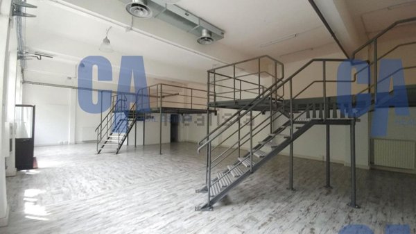 locale commerciale in affitto a Milano in zona Solari