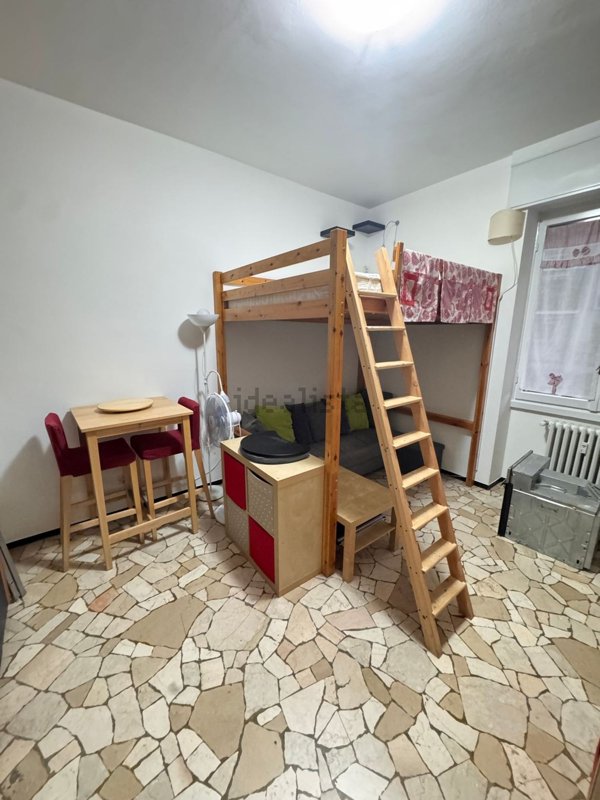 appartamento in affitto a Milano in zona Lorenteggio