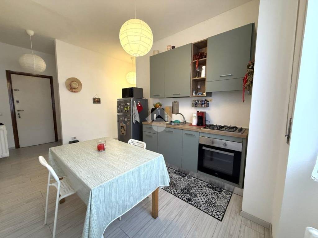 appartamento in affitto a Milano in zona Lorenteggio