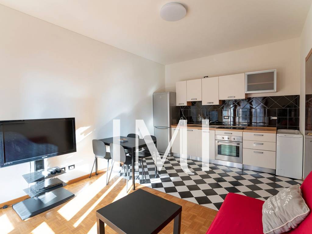 appartamento in affitto a Milano in zona Centro Direzionale