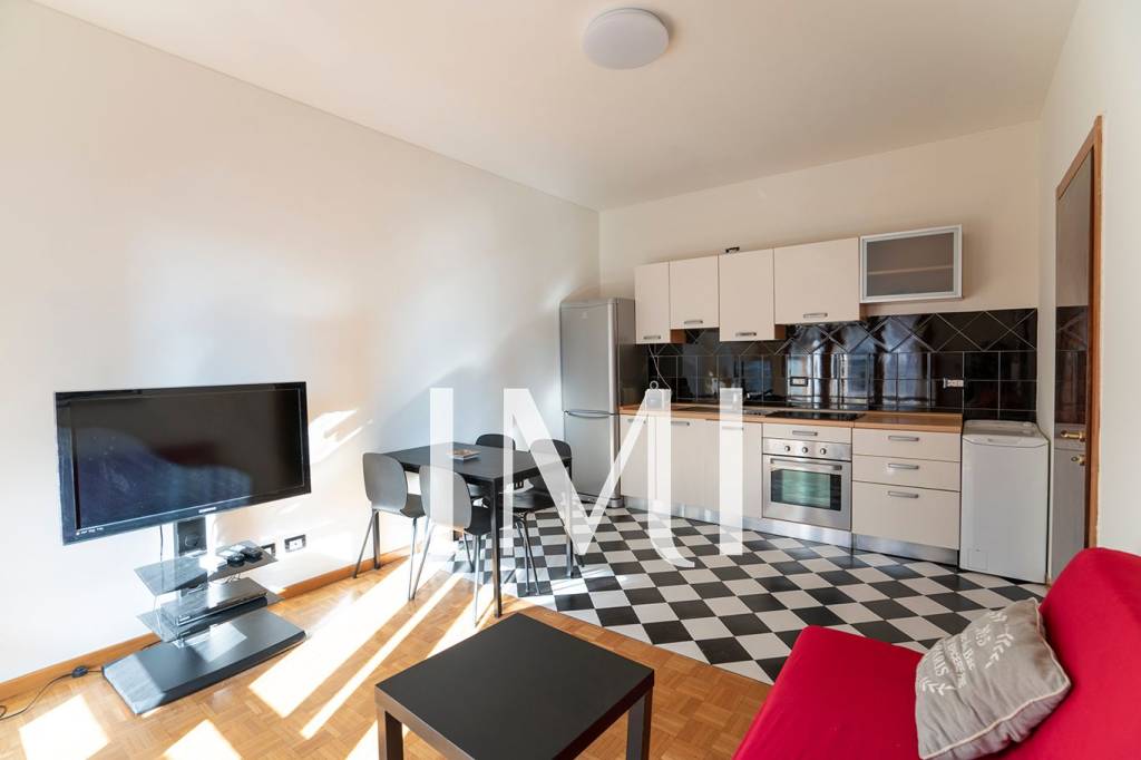 appartamento in affitto a Milano in zona Centro Direzionale