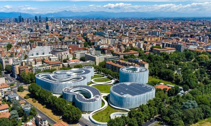 negozio in affitto a Milano