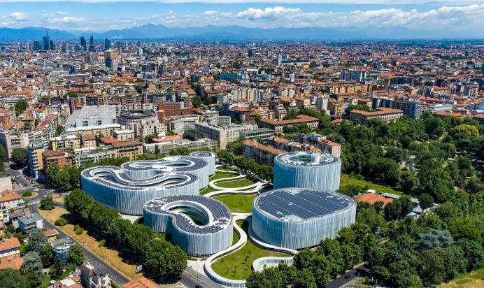 negozio in affitto a Milano