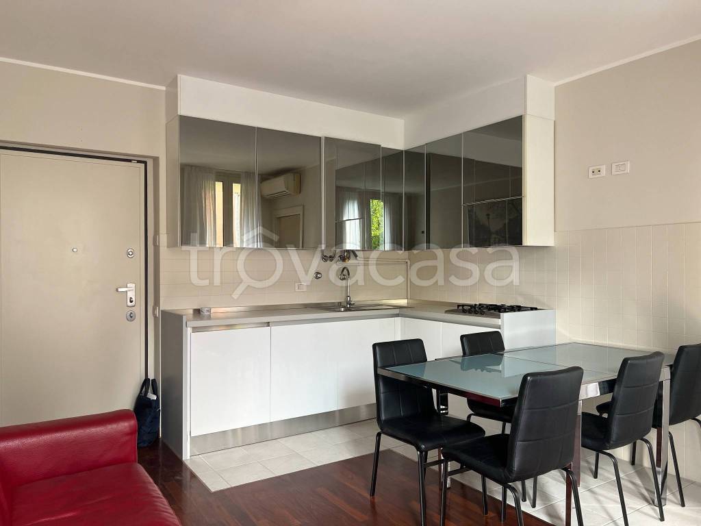 appartamento in affitto a Milano in zona Porta Romana