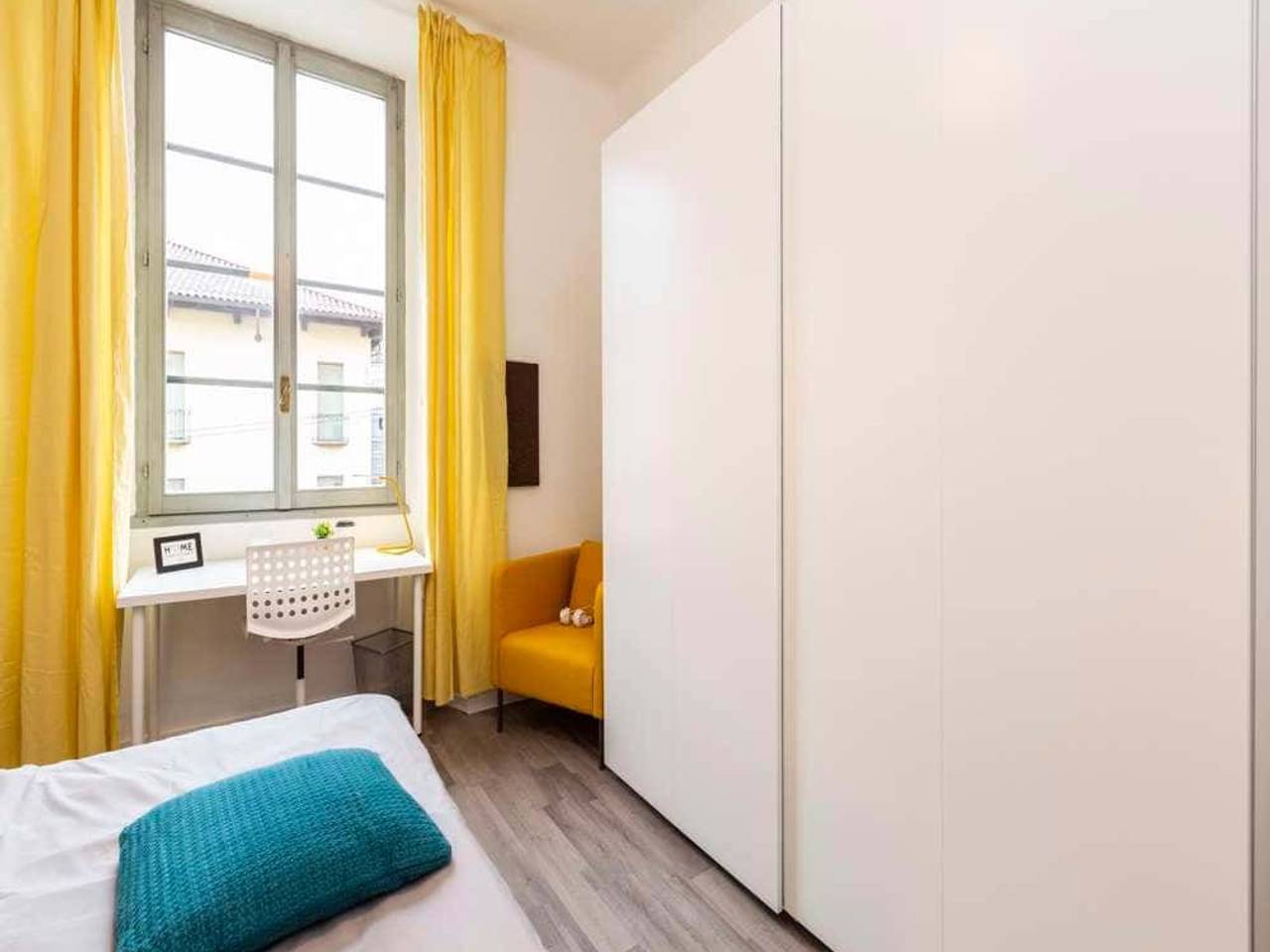 negozio in affitto a Milano in zona Cadorna