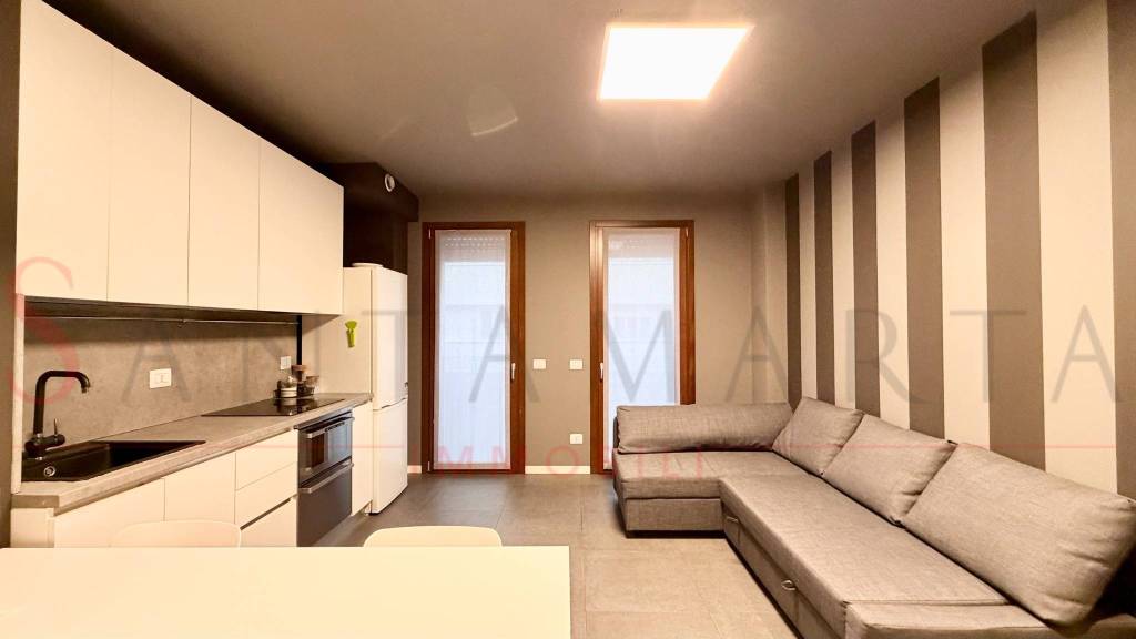 appartamento in affitto a Milano in zona Centro Direzionale