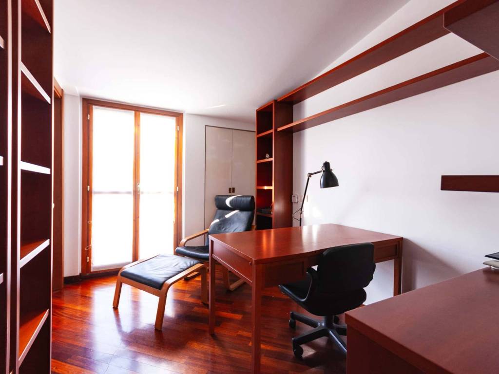 appartamento in affitto a Milano in zona Centro Direzionale