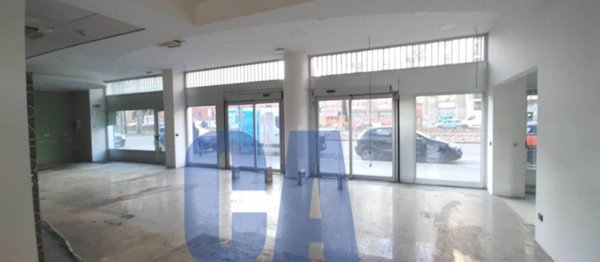 negozio in affitto a Milano in zona Maciachini