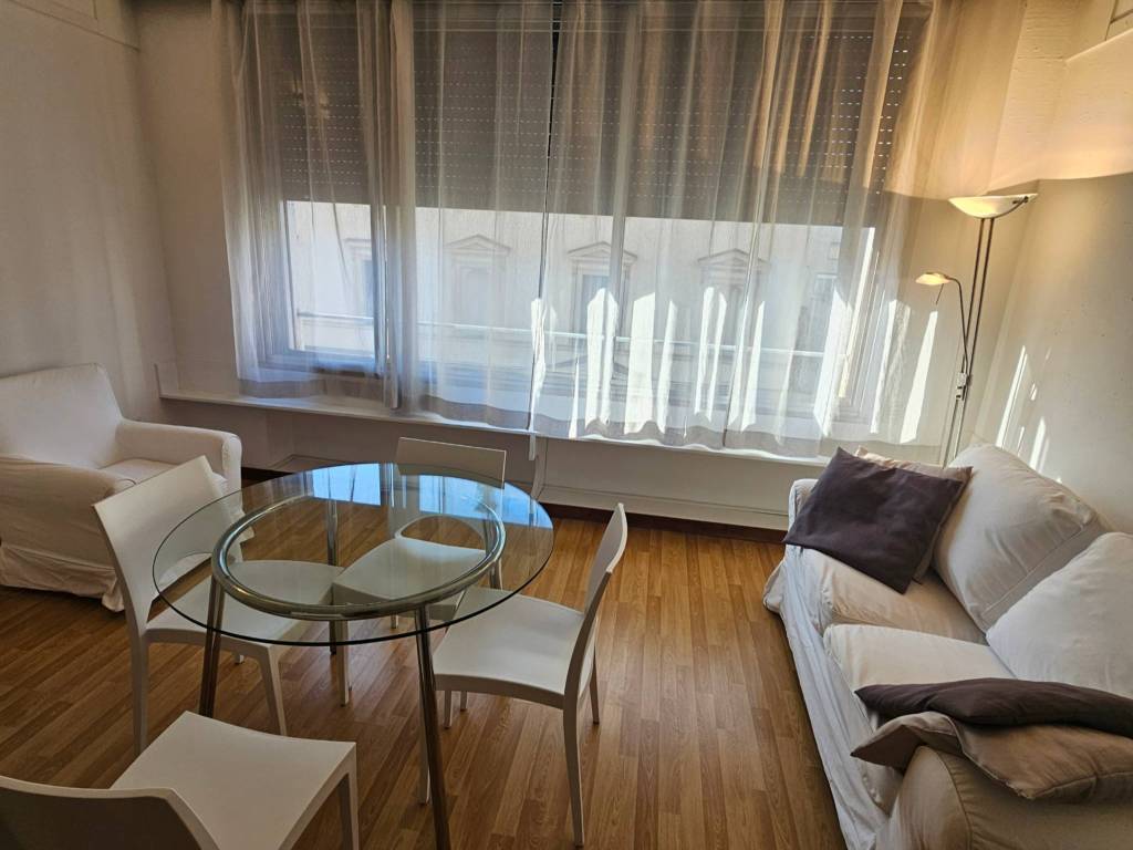 appartamento in affitto a Milano in zona Porta Nuova