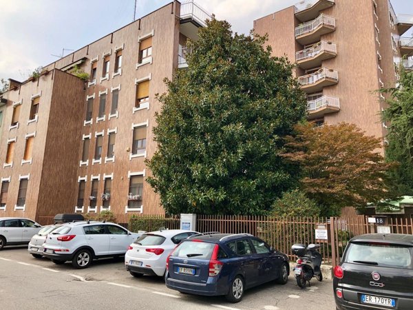 appartamento in affitto a Milano in zona Vigentino