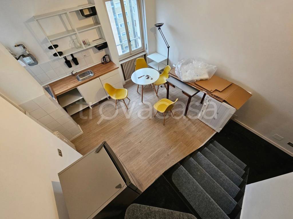 appartamento in affitto a Milano in zona Rembrandt