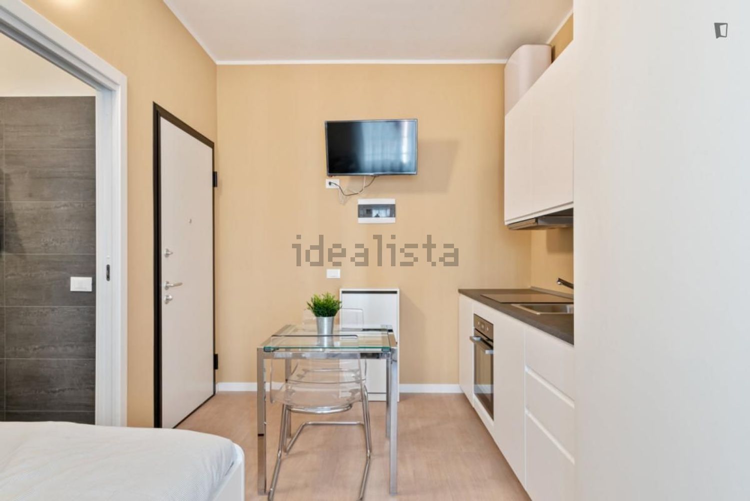 monolocale in affitto a Milano in zona Guastalla