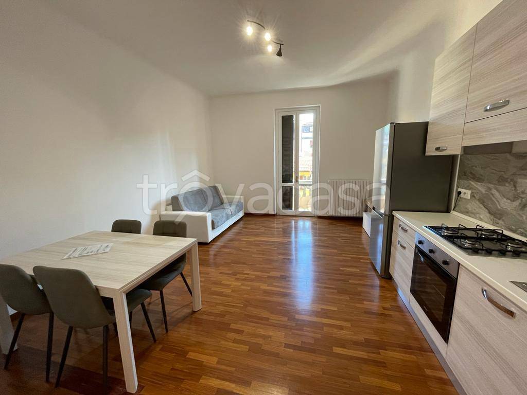 appartamento in affitto a Milano in zona Piazzale Lodi
