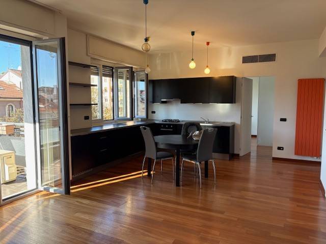 appartamento in affitto a Milano in zona Solari