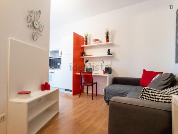 appartamento in affitto a Milano in zona Vigentino