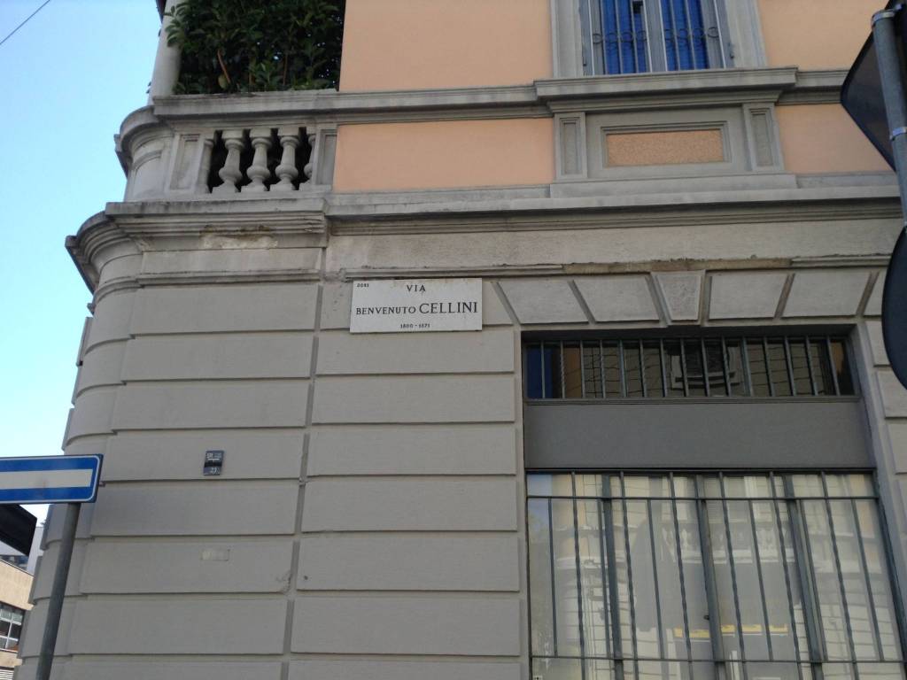 appartamento in affitto a Milano in zona XXII Marzo