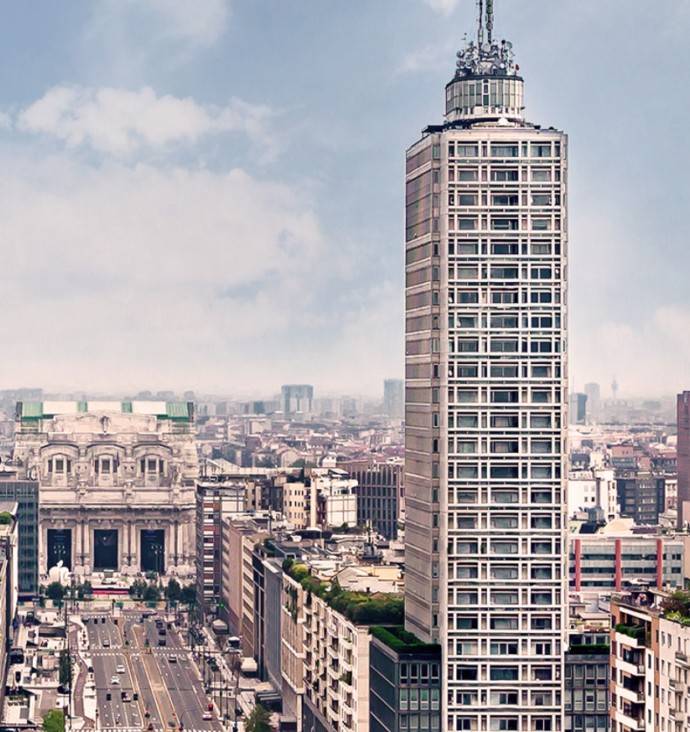 negozio in affitto a Milano in zona Centro Direzionale