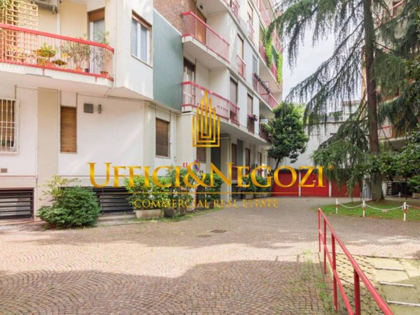 locale commerciale in affitto a Milano in zona Sempione