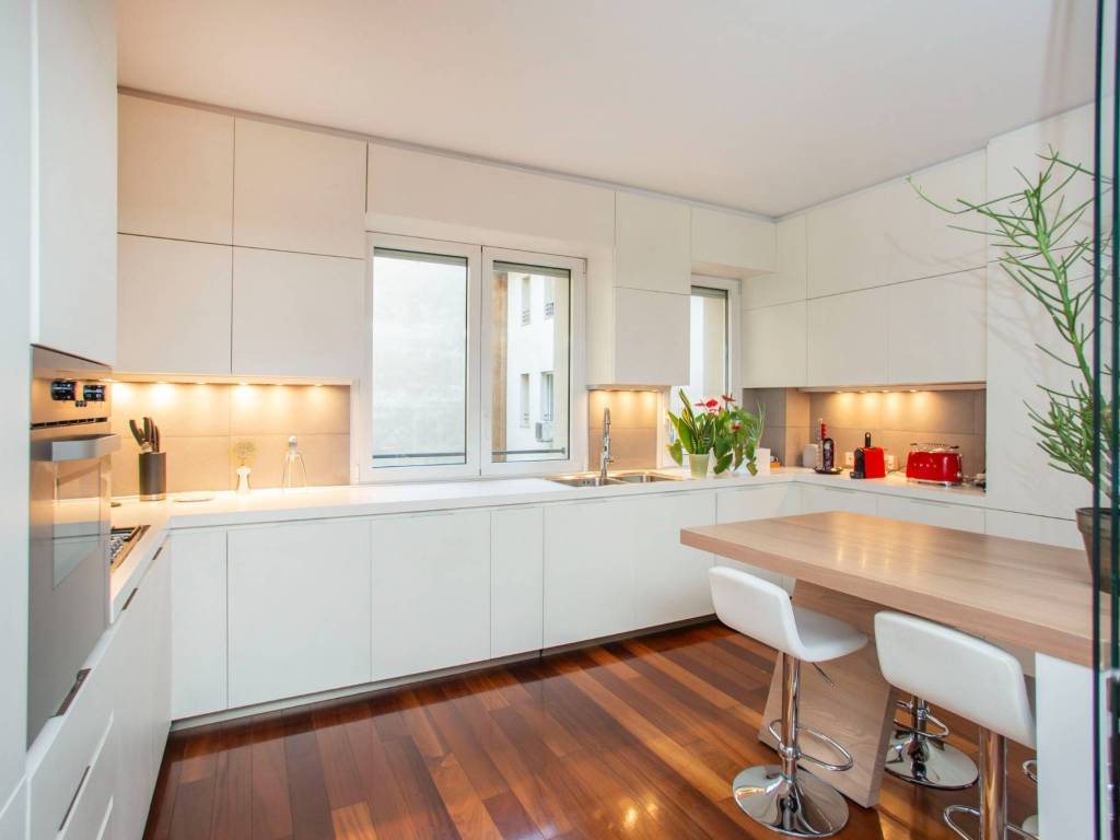 appartamento in affitto a Milano in zona Centro Direzionale