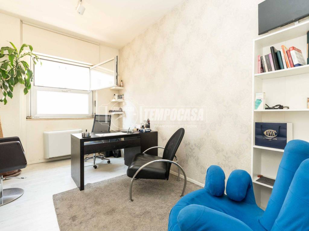 ufficio in affitto a Milano in zona Centro Direzionale