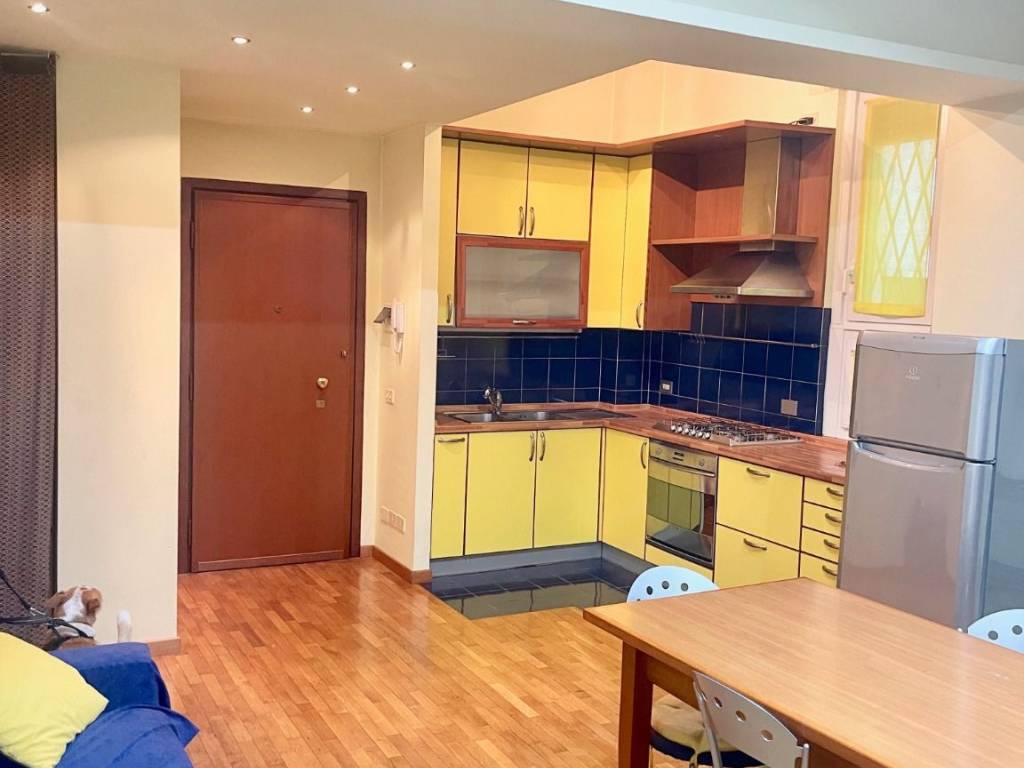 appartamento in affitto a Milano in zona Piazzale Lodi