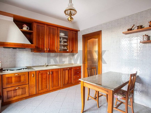 appartamento in affitto a Milano in zona Famagosta