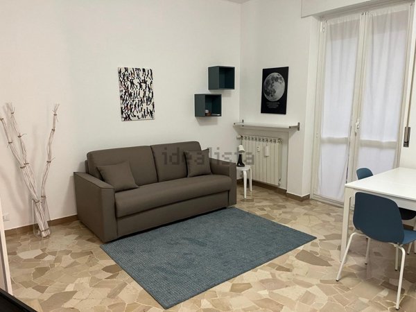 appartamento in affitto a Milano in zona Lorenteggio