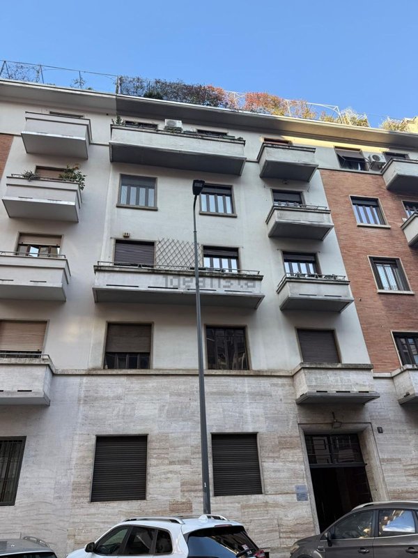 appartamento in affitto a Milano in zona Centro Direzionale