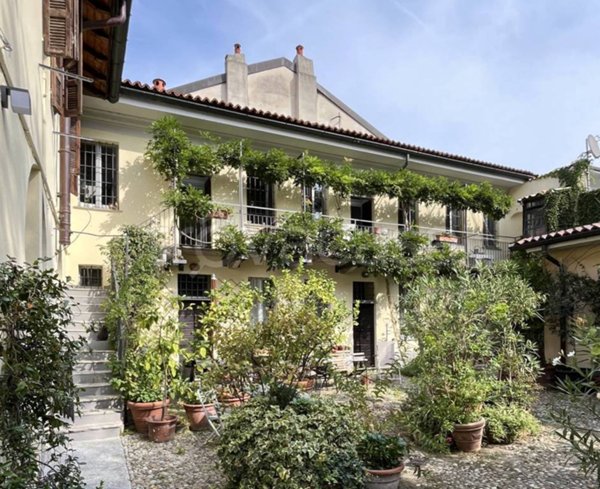 appartamento in affitto a Milano in zona Porta Genova