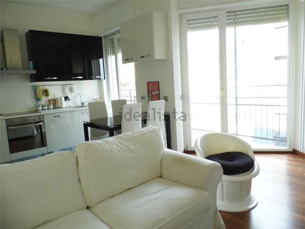 appartamento in affitto a Milano in zona Lorenteggio