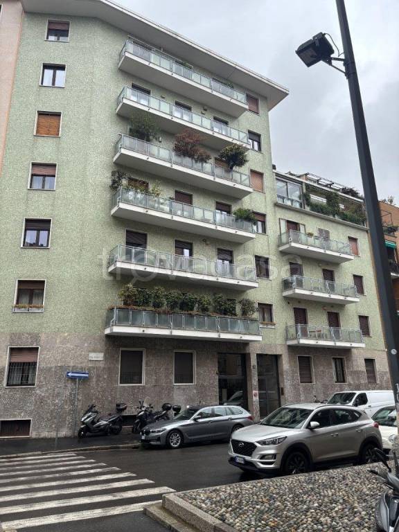 appartamento in affitto a Milano in zona Bocconi